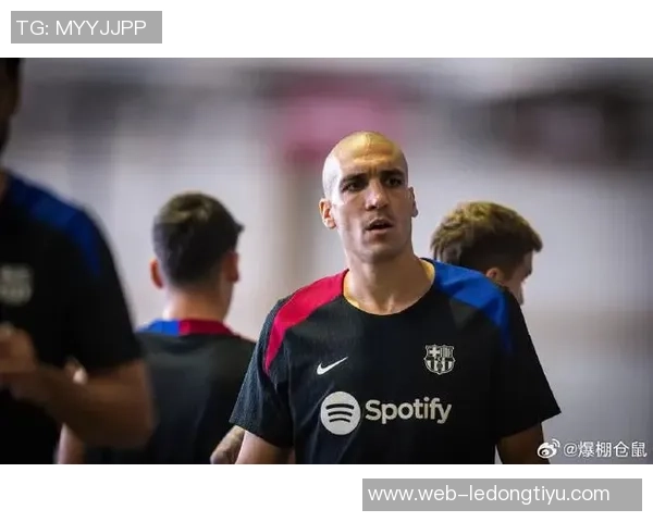 罗梅乌重返南安普顿34岁中场以免签方式回归球队